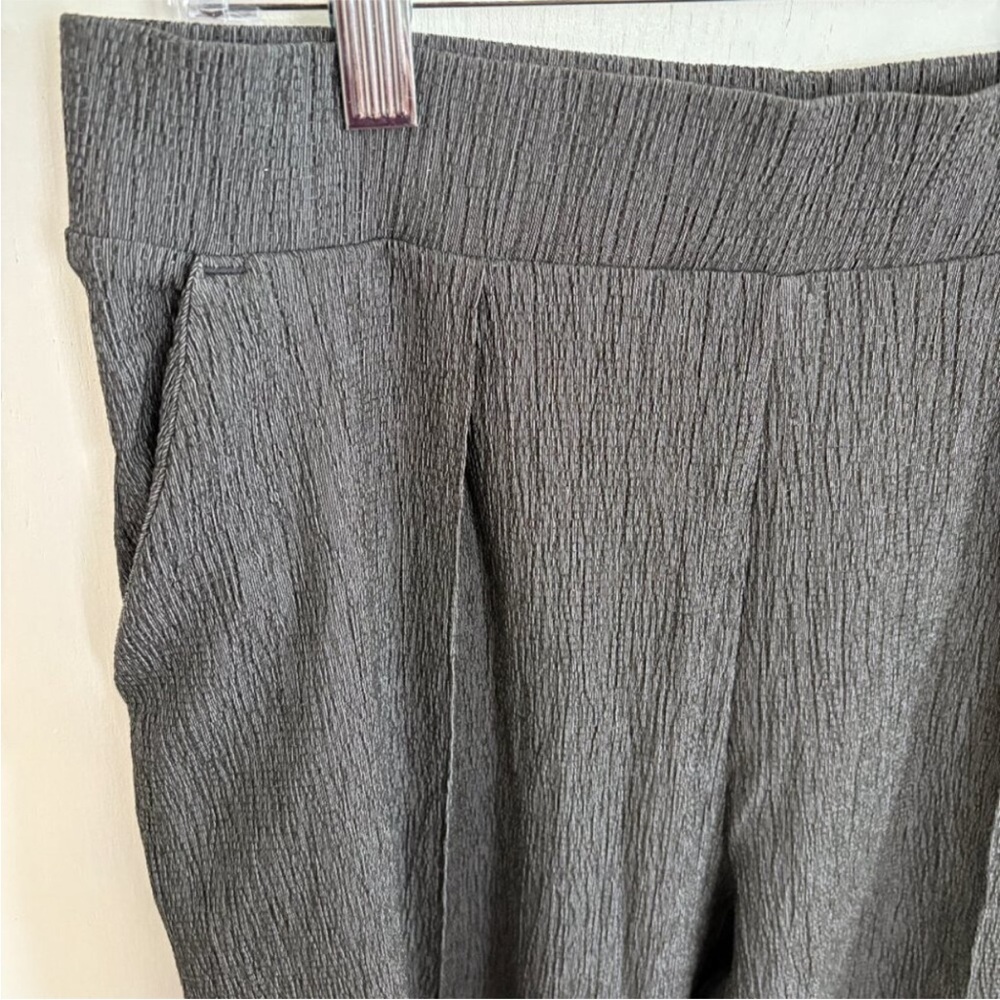 Women’s High Rise Dress Pants Work Trousers H&M size Small Grey minimalist - Picture 6 of 8